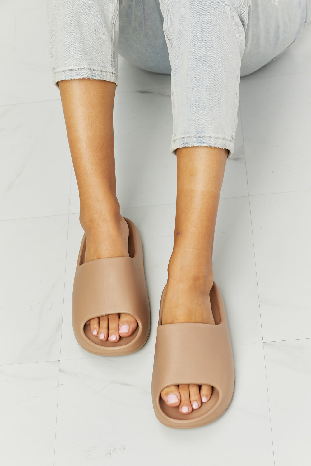 NOOK JOI In My Comfort Zone Slides in Beige Trendsi