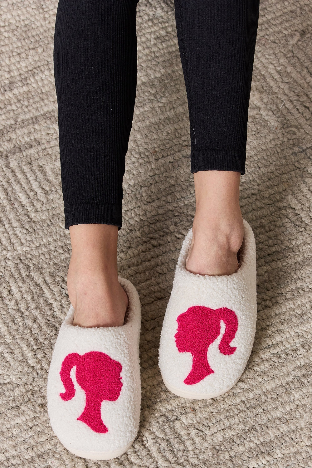 Melody Graphic Cozy Slippers Trendsi